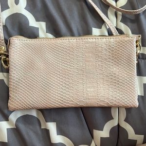 Caroline Hill cross body